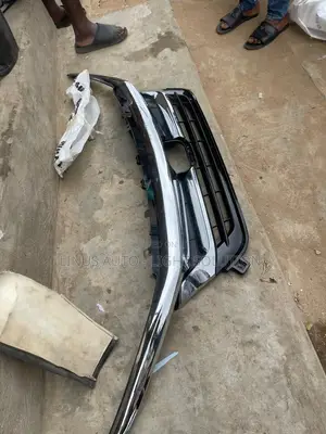 Front Grill 2020 Honda Pilot