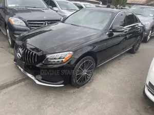 Mercedes-Benz C300 2020 Black