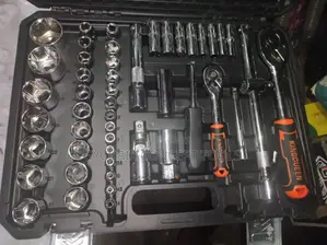 Socket Wrench Set- 1/4" 1/2"