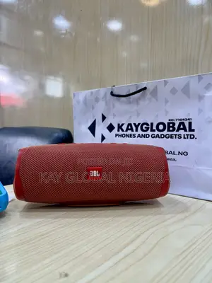JBL Charge 4