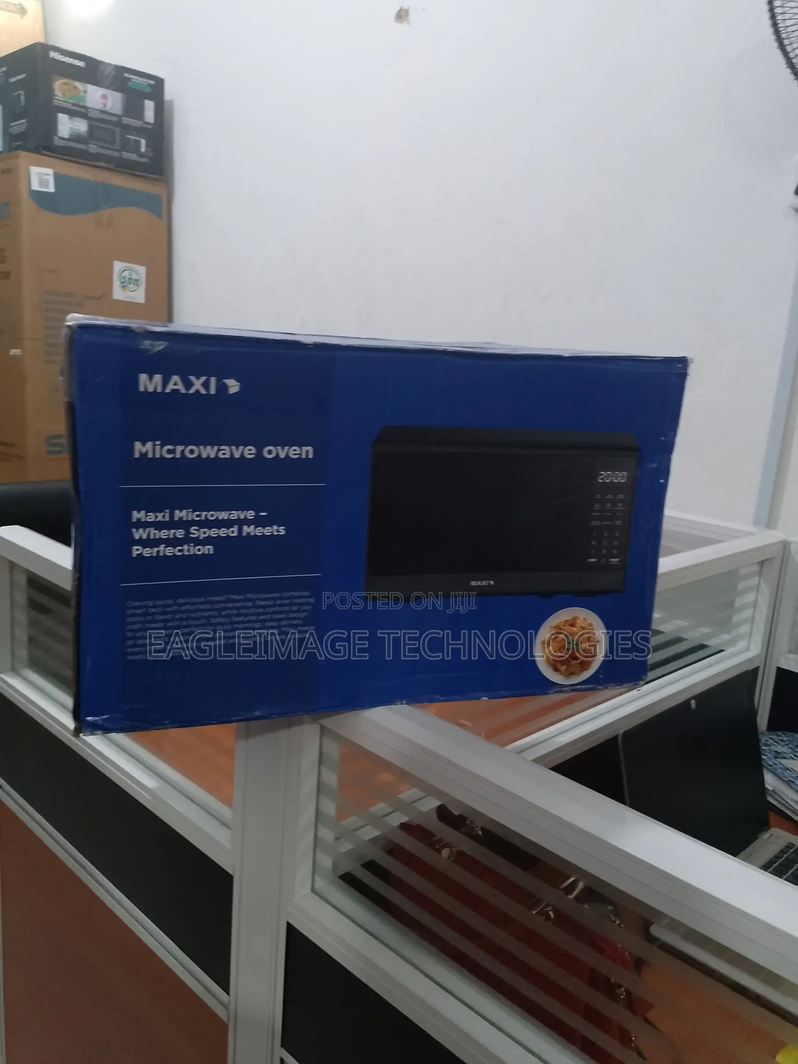 "20l Maxi Microwave – Digital Precision for Everyday Cooking"