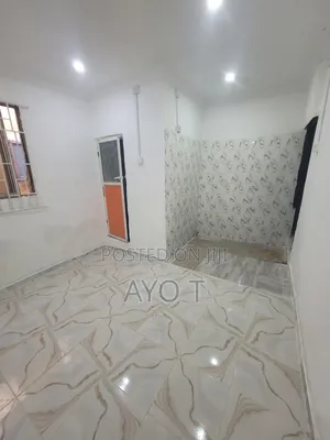 Studio Apartment in Bariga for rent