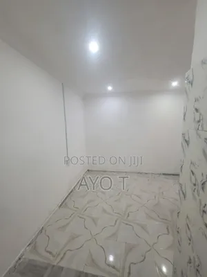 Studio Apartment in Bariga for rent