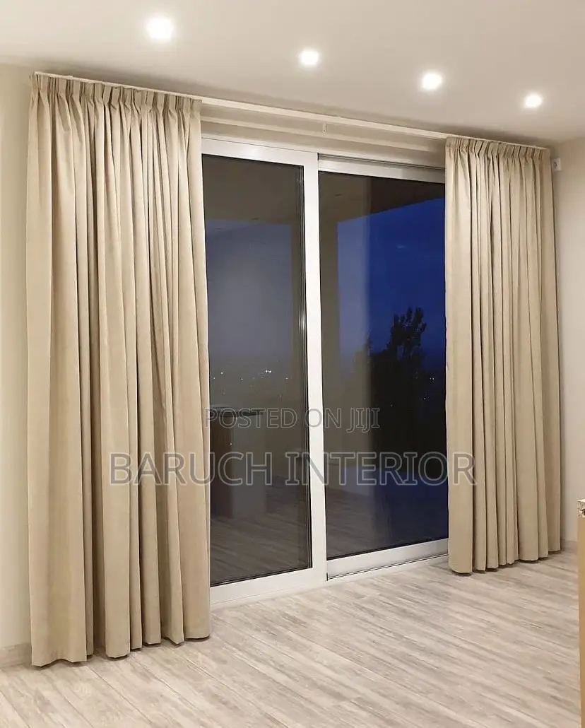 Quality Curtain With Remote Control