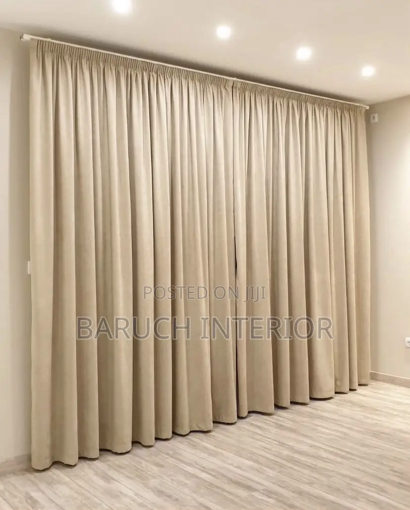 Quality Curtain With Remote Control