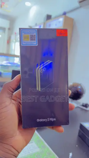 New Samsung Galaxy Z Flip6 256 GB Black