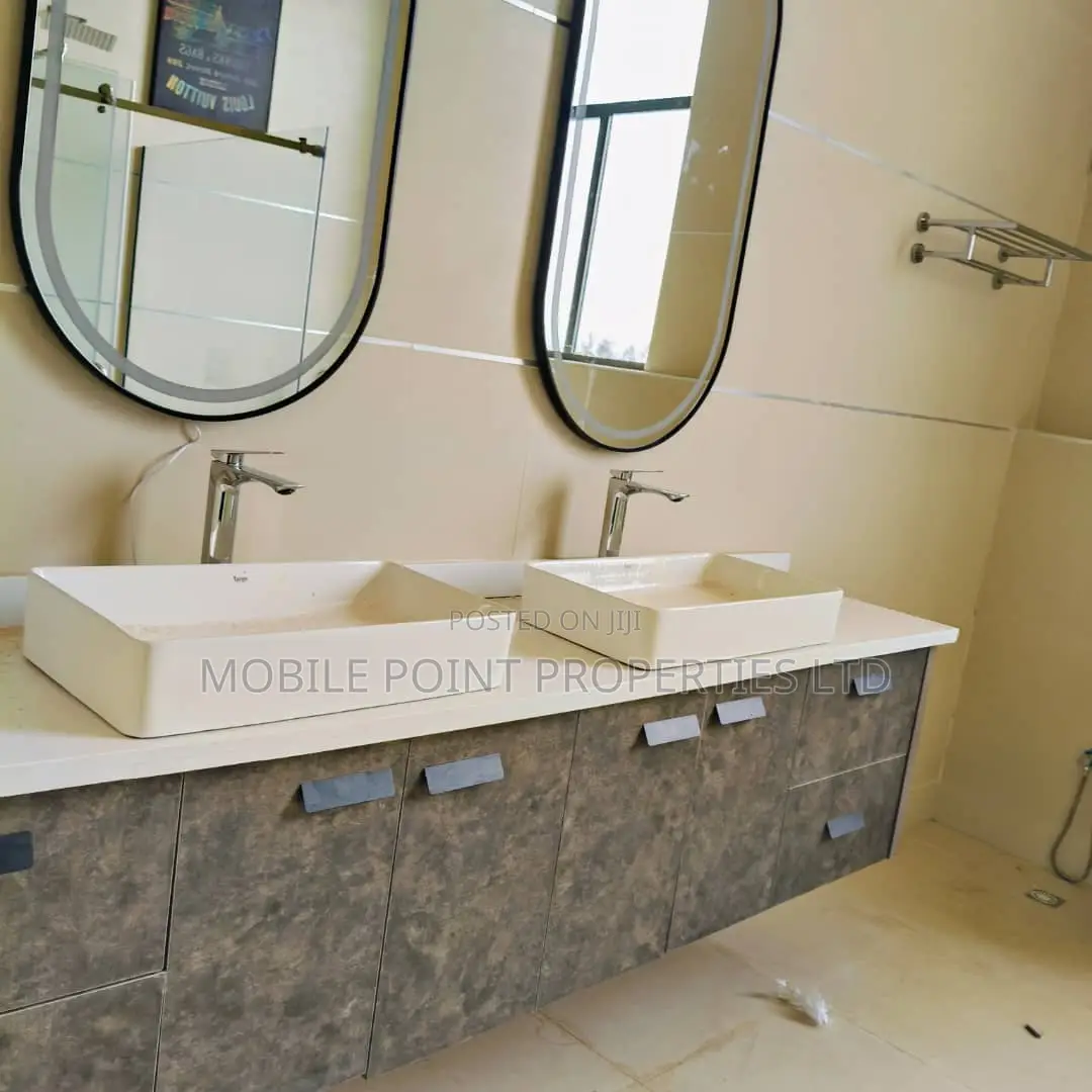 Furnished 8bdrm Mansion in Asokoro for sale