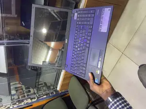 Laptop Acer TravelMate 8571G 8GB Intel Core I5 SSD 128GB