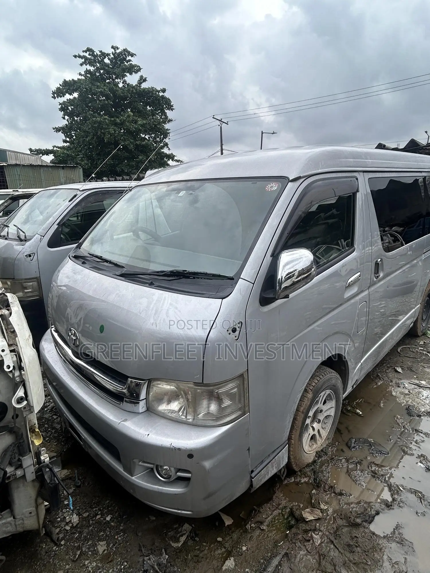 Toyota HiAce 2010 Grey