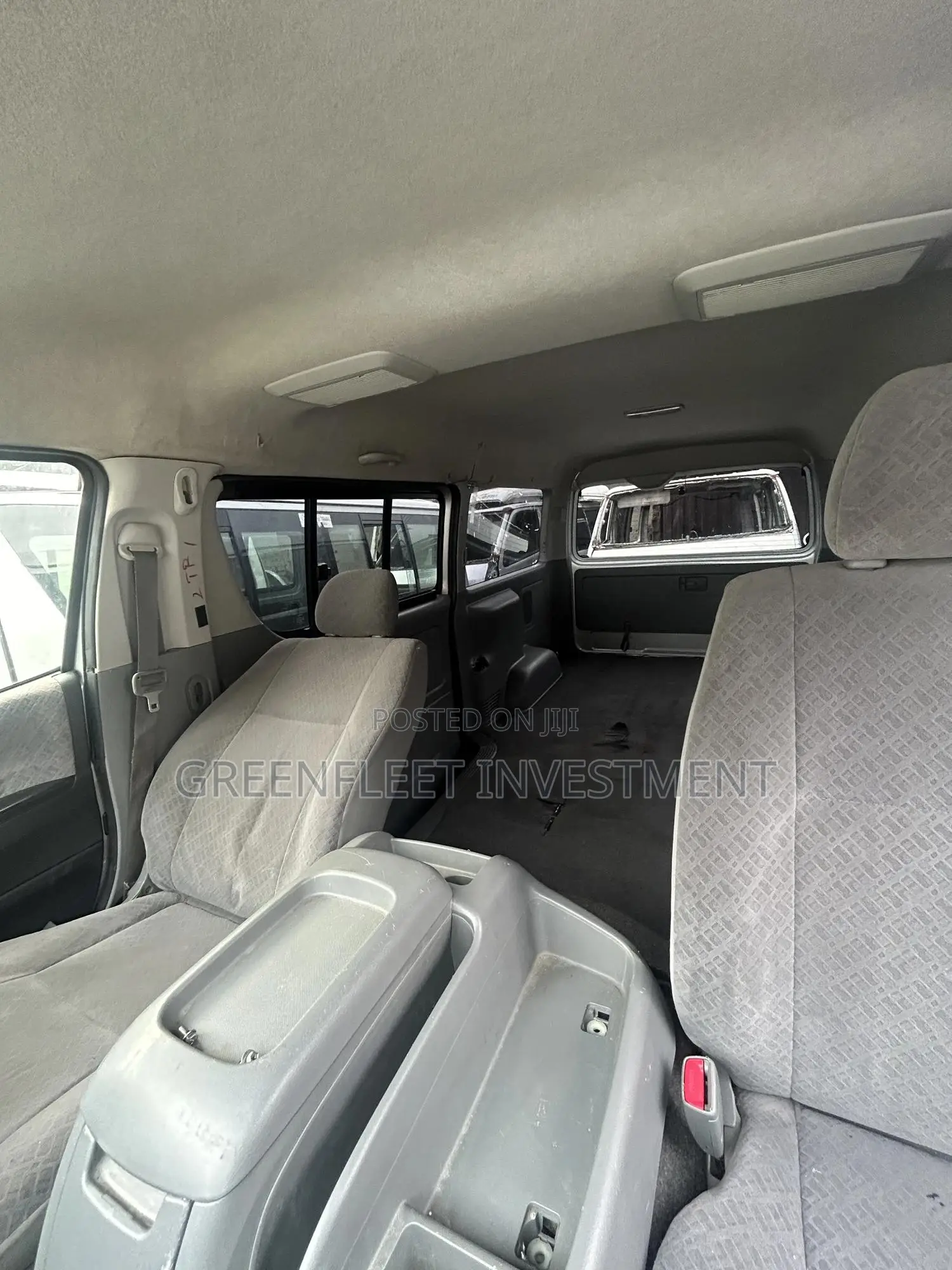 Toyota HiAce 2010 Grey