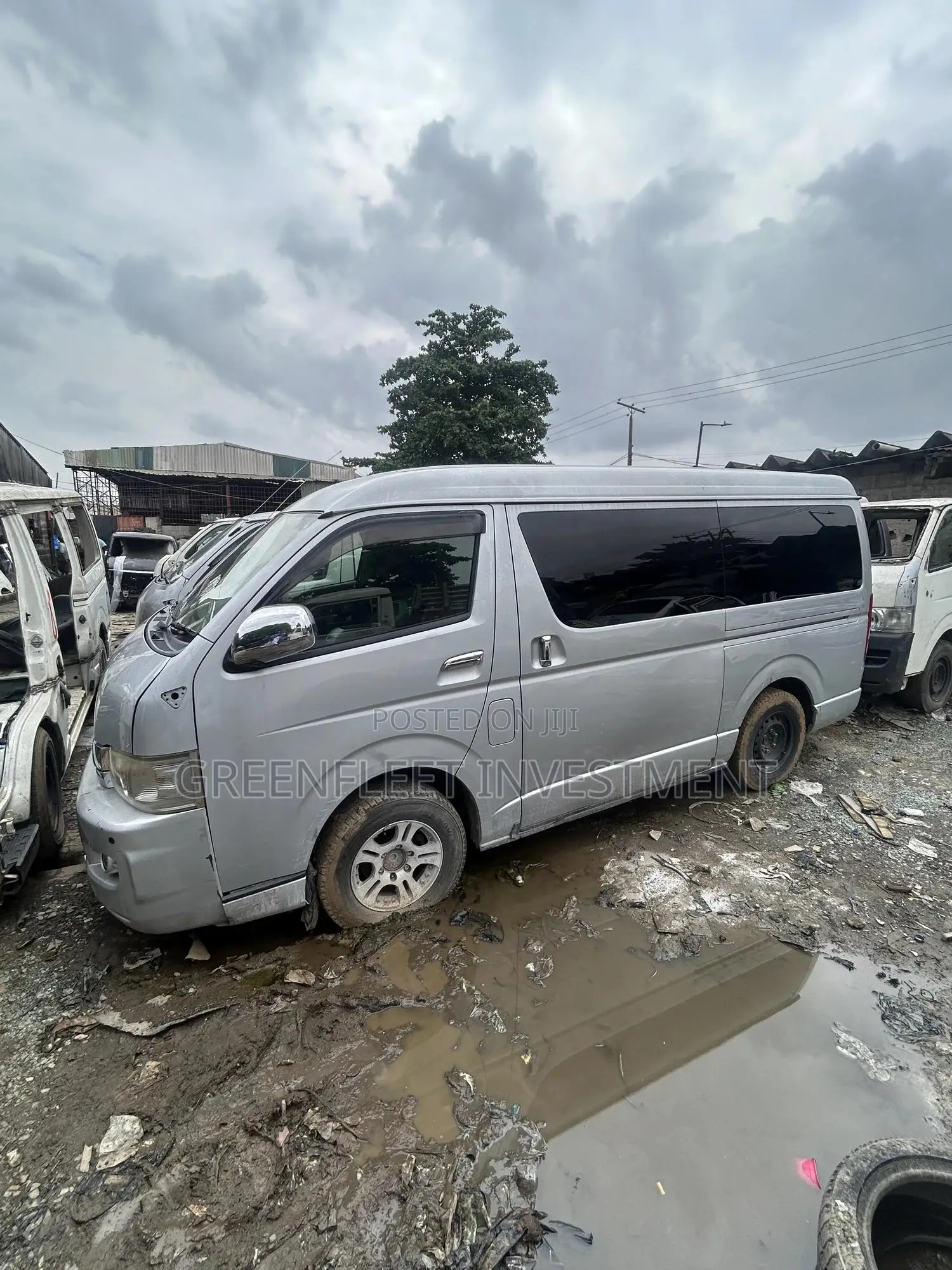 Toyota HiAce 2010 Grey