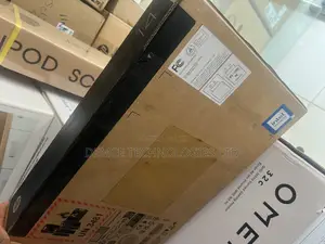 New Laptop HP EliteBook 1040 16GB Intel Core Ultra 7 SSD 1T