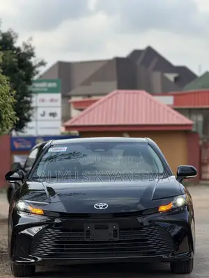 Toyota Camry LE 2025 Black