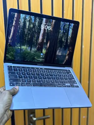 Laptop Apple MacBook Pro 2021 M1 8GB Intel Core I5 SSD 256GB