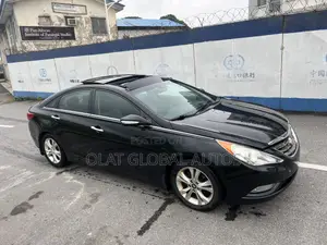 Hyundai Sonata Limited Sedan FWD (2.4L 4cyl 6A) 2013 Black