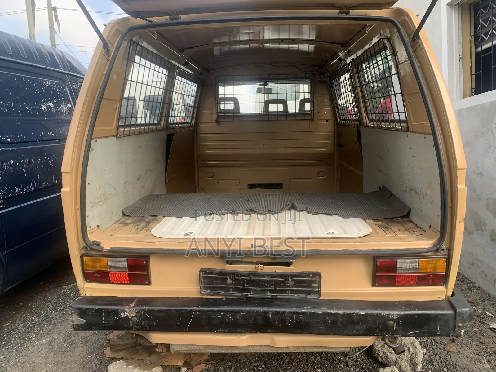 Volkswagen Transporter 2000 Gold