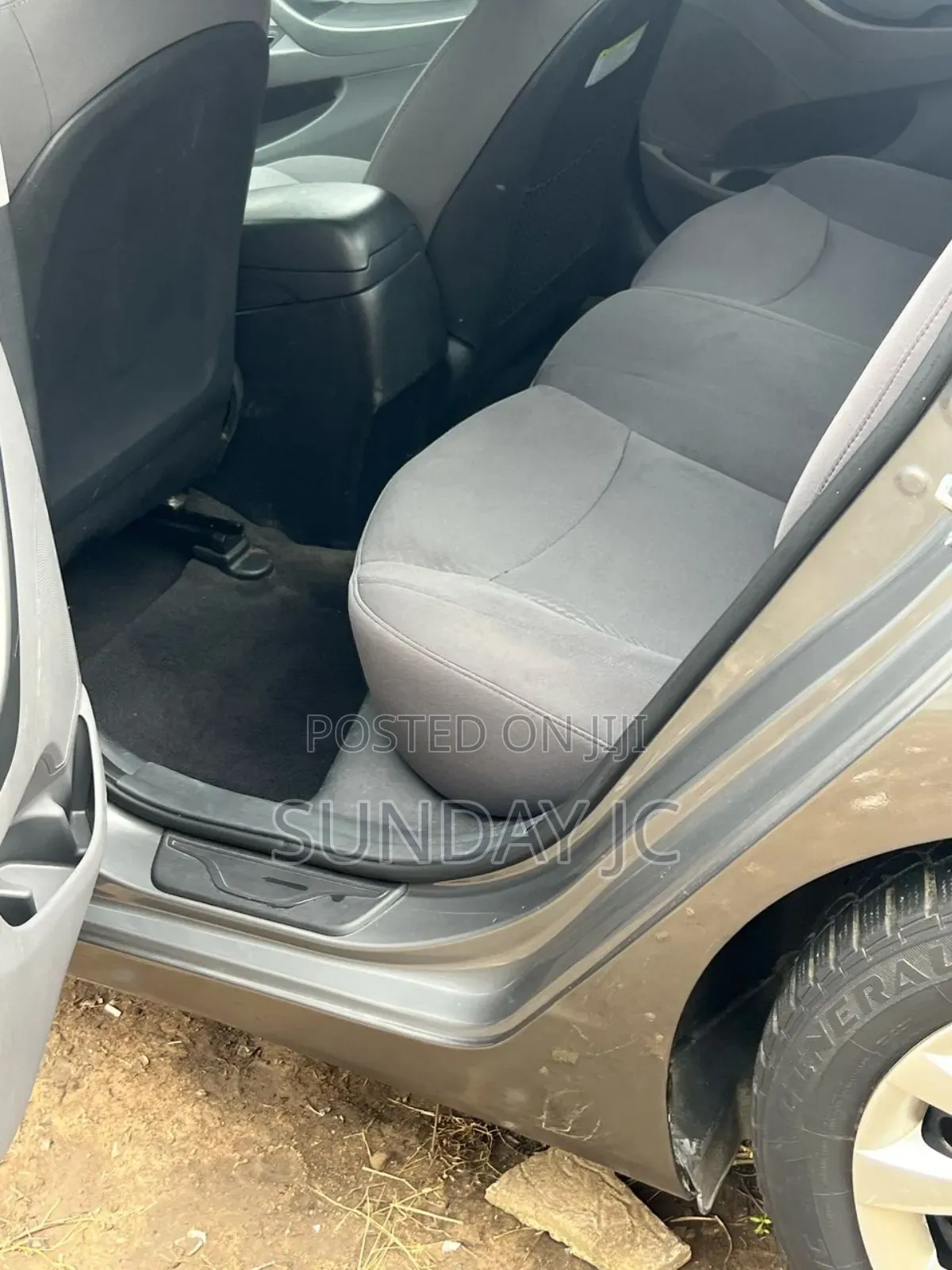 Hyundai Elantra GLS 2011 Silver