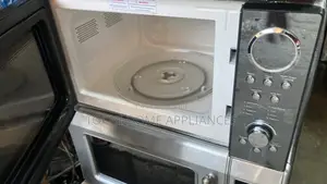 Morphy Richard Microwave