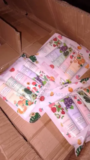 5 in 1plant Based Moisturizing Hand Cream