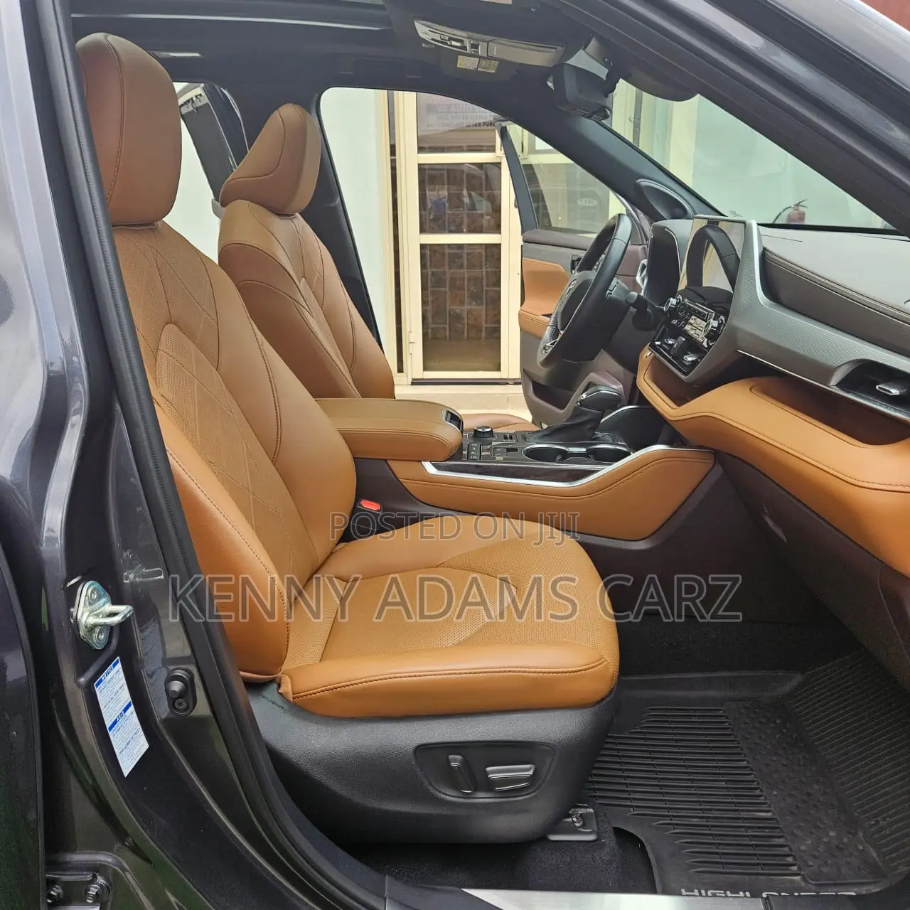 Toyota Highlander Platinum AWD 2020 Gray