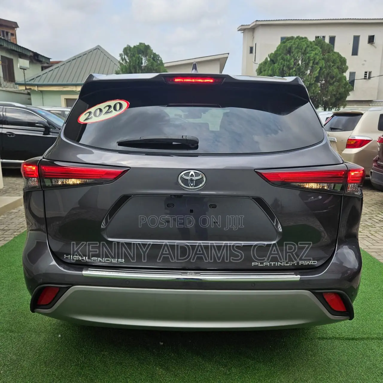 Toyota Highlander Platinum AWD 2020 Gray