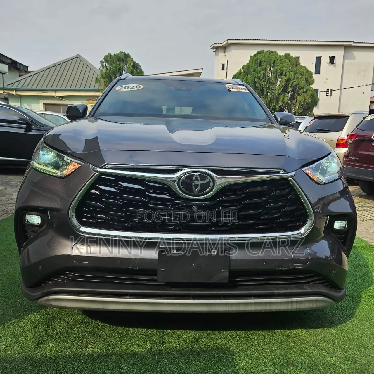 Toyota Highlander Platinum AWD 2020 Gray