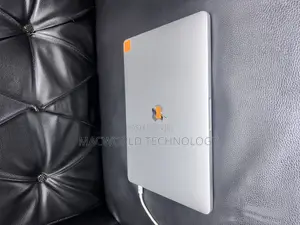 Laptop Apple MacBook Pro 2017 16GB Intel Core I5 SSD 256GB