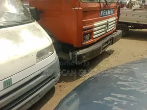 Renault Truck 6 Tyres (Foreign Used)