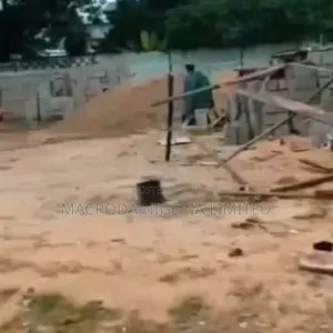 Land Measuring 676sqm With a Setback of 450sqm