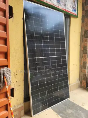 Original 600wat Canadian Solar Mono Panels Available