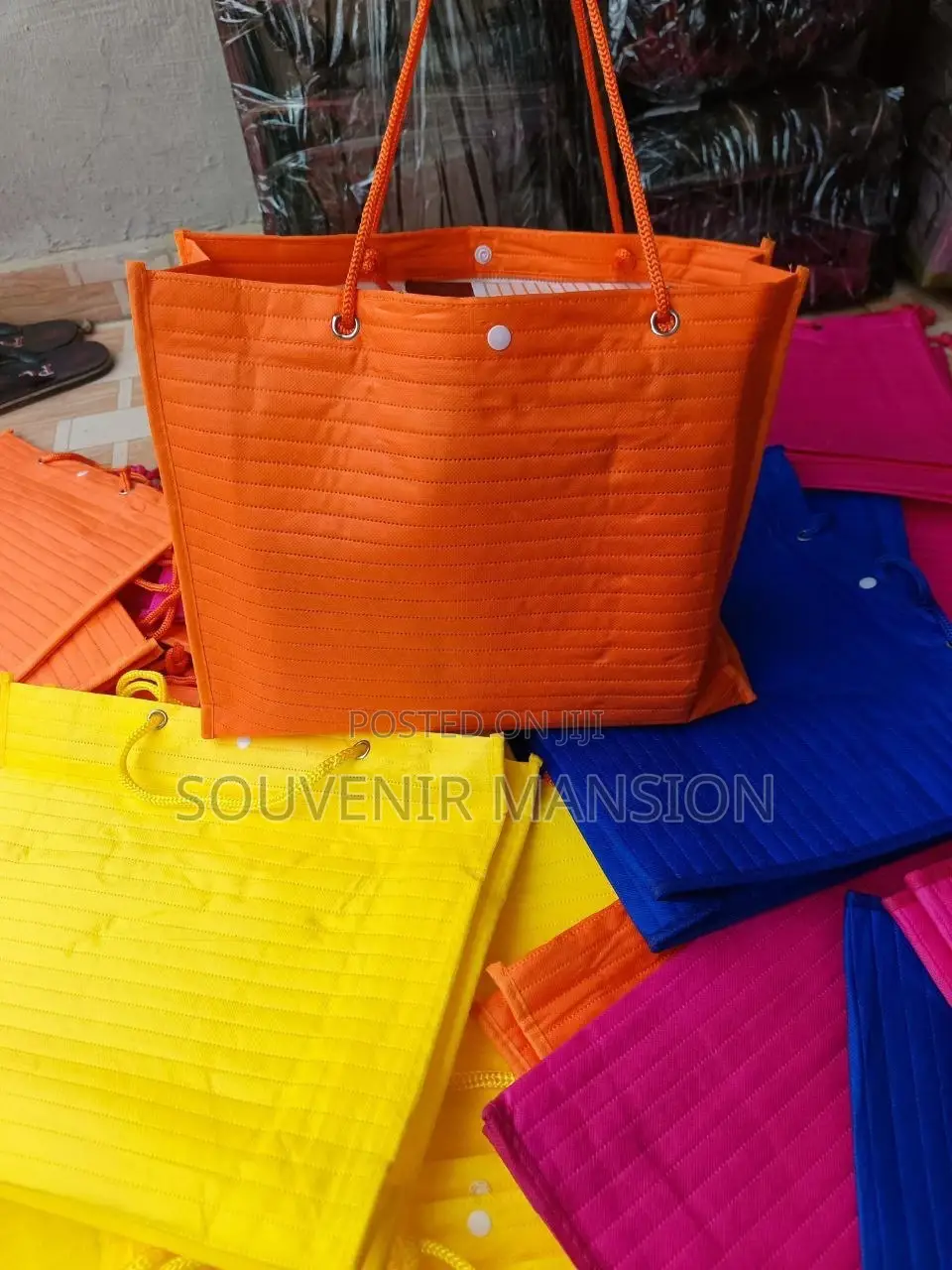 Souvenir Bag (12pcs)