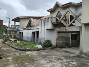 7bdrm Duplex in Ipaja / Ipaja for sale