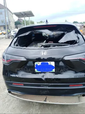Honda Hrv 2018 Back Glass Available