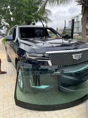 2024 Cadillac Escalade Windscreen Glass Available