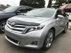 Toyota Venza 2016 Silver