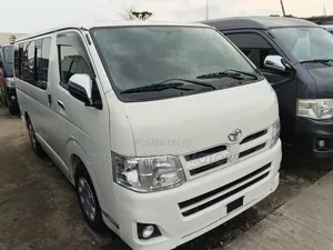 Toyota HiAce 2012 White