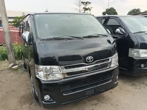Toyota HiAce 2010 Black
