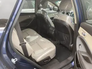 Hyundai Santa Fe SE AWD 2016 Blue
