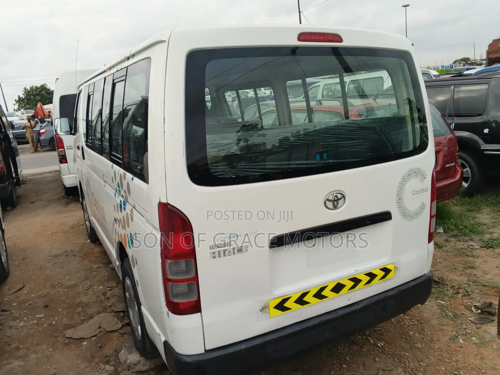 Toyota HiAce 2010 White