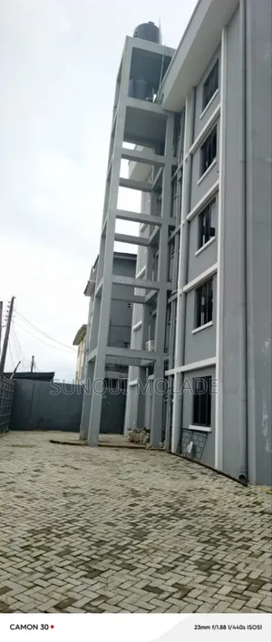 3bdrm Apartment in Ifako Gbagada for sale