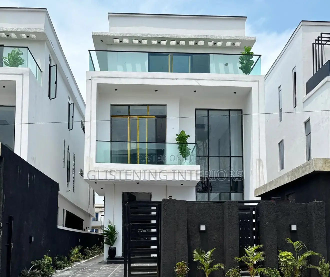 Balcony Plain 10mm Tempered Glass
