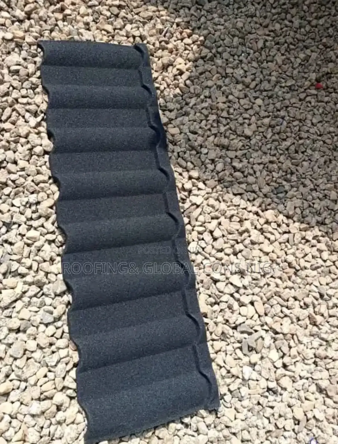 Plane Black Milano Sheet