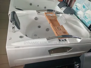 Proud Single Jacuzzi