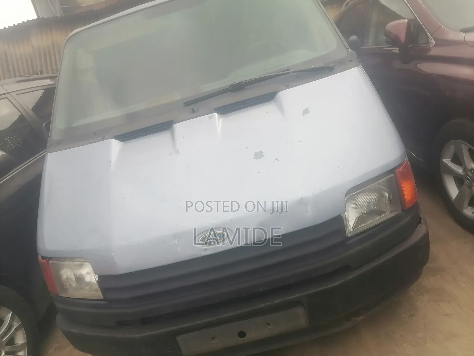 Ford Transit 2000 Blue