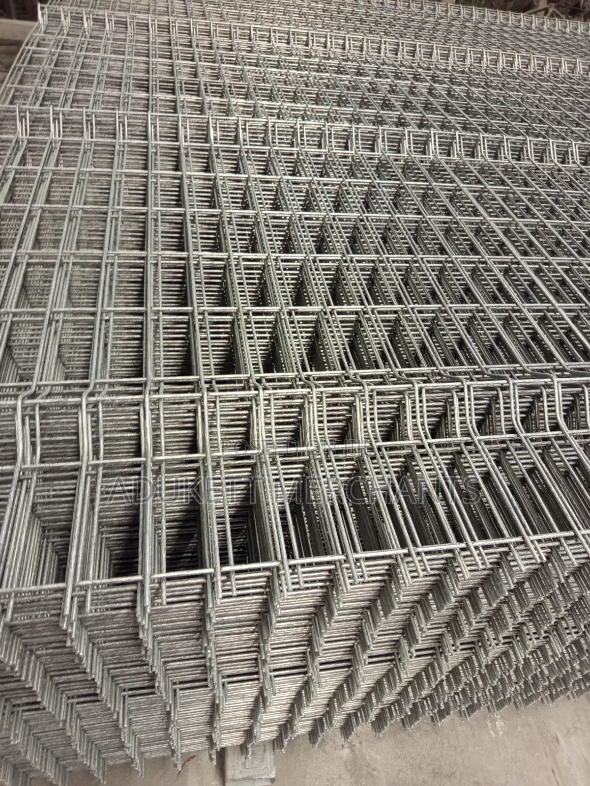 Galvanized Panel Mesh With Pole