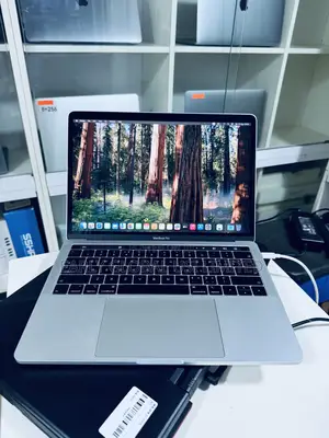 Laptop Apple MacBook 2018 8GB Intel Core i5 SSD 256GB