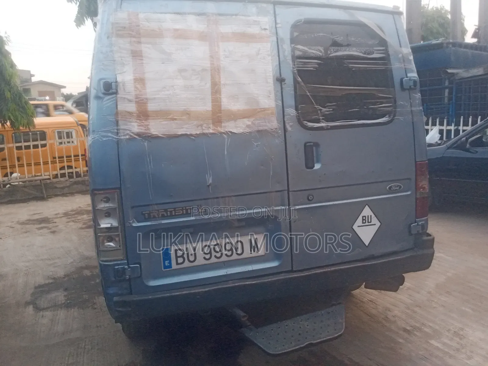 Ford Transit 2002 Blue