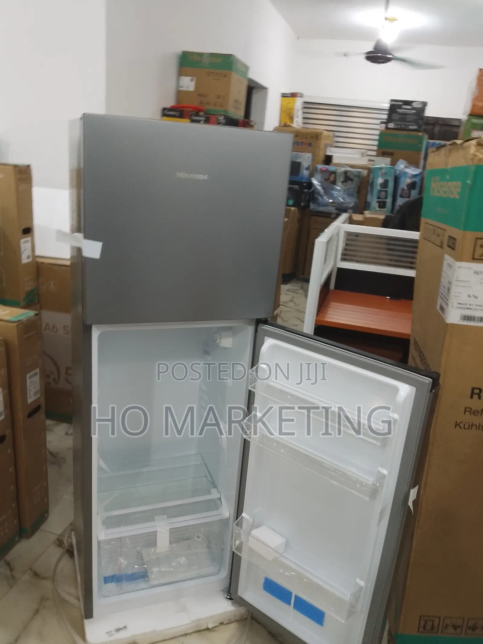 Hisense 154l Compact and Chicrefrigeerator