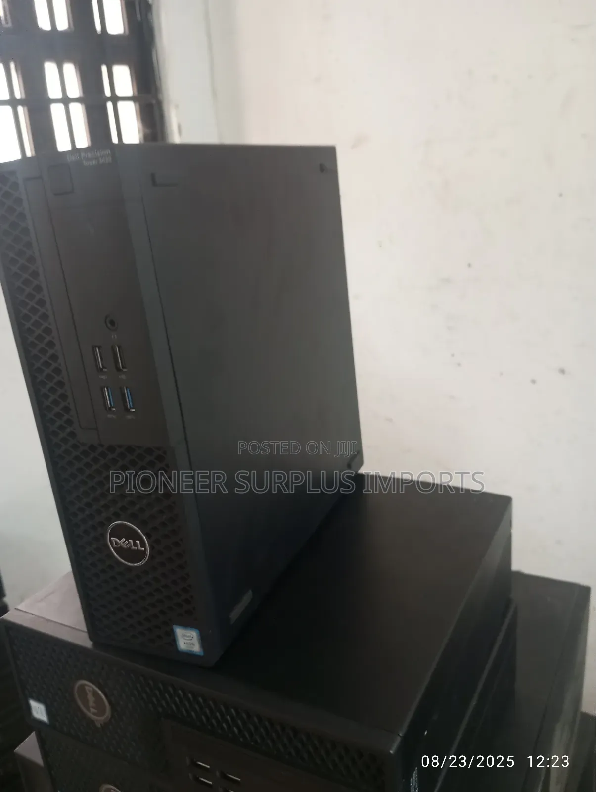Desktop Computer Dell 8GB Intel Xeon HDD 1T