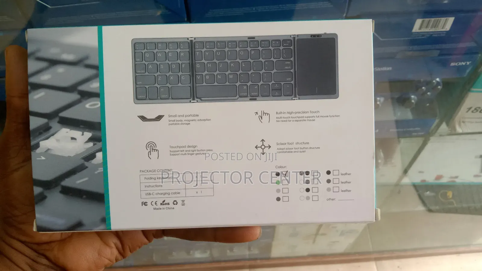 Foldable Keyboard With Touchpad